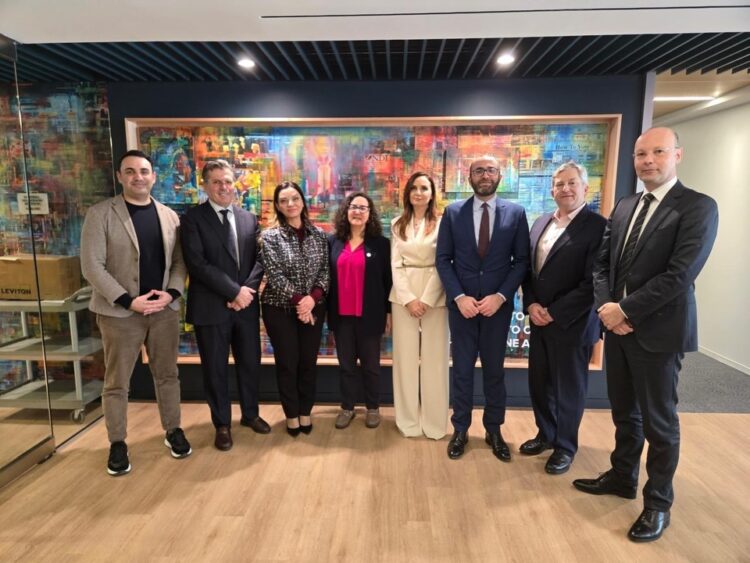 Tabaku me kongresmenët amerikanë: Ndikimi e grupeve kriminale në politikë ndikon në mbajtjen e zgjedhjeve të lira