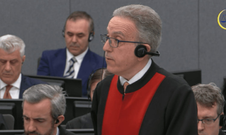 Gjyqi ndaj ish-krerëve të UÇK/ Avokati: Thaçi është i pafajshëm, prokuroria po hedh poshtë dëshmitë e ndërkombëtarëve