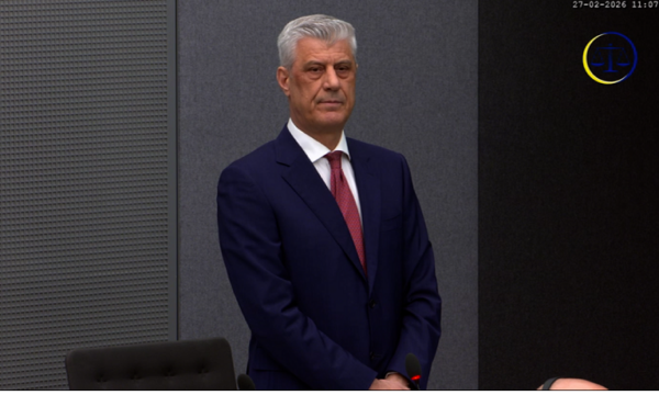 ‘Jam plotësisht i pafajshëm’, Ish-presidenti Hashim Thaçi deklarohet para gjykatës së Hagës për aktakuzën e dytë