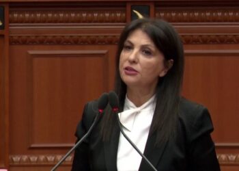 Topalli: Armiku më i madh i Shqipërisë është korrupsioni! Mali i Zi mbyll kapituj për integrimin, ne hapim skandale