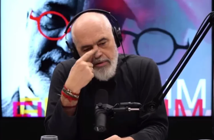 Rama do të bëjë hundë të re? Kryeministri fton në podcast një kirurge dhe i tregon dëmtimin nga dhuna e vitit ’97