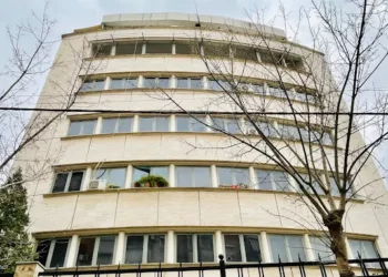 Krijoi skema mashtruese lidhur me TVSH-në, arrestohet biznesmeni në Tiranë