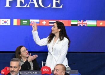 Presidentja Osmani nga Bordi i Paqes: Bashkë me Amerikën dhe aleatët për paqen, sigurinë dhe të ardhmen!