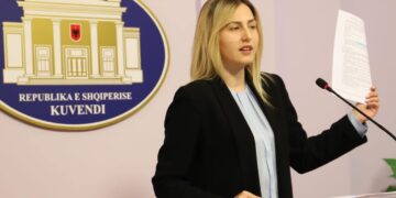 Zhupa denoncon projektligjin për portet turistike: Rama po dhuron pasurinë publike për oligarkët e tij