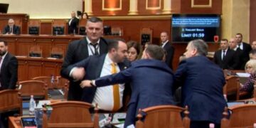 “Për ty kemi numrin 0900” Bardhi-Ballës: Je mësuar me kur*at në partinë tënde