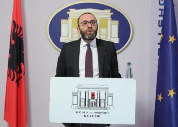 PD bojkoton Kuvendin, Bardhi: Seancë e thirrur pa rend dite të miratuar