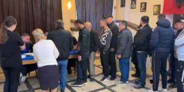 Mbahen zgjedhje në degën e PD në Shkodër, Ardit Çylybyli kundër përjashtimit nga lista të 300 anëtarëve