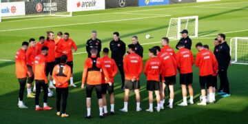 E pazakontë, Turqia nuk do të stërvitet në Kosovë para finales së “play-off”-it