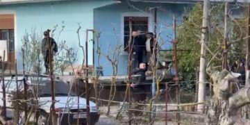 Krimi në familje në Roskovec/ Policia ndërhyri pas sherrit para 4 ditëve, edhe 10 vite më parë autori tentoi të…