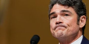 Shefi i Antiterrorit në Uashington jep dorëheqjen: Teherani nuk ishte kërcënim për SHBA