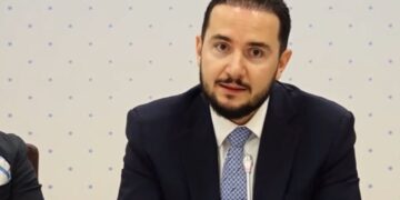 Salianji takim me intelektualët: Shqipëria nuk integrohet me autokratë që privatizojnë partinë dhe shtetin