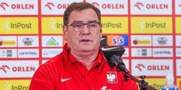 Trajneri i Polonisë para ndeshjes me Shqipërinë: Nuk bëjmë ndryshime në ekip