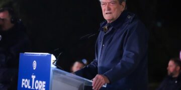 “Kryengritje paqësore”, Berisha zbut tonet: Nuk do marrim pushtetin me forcë