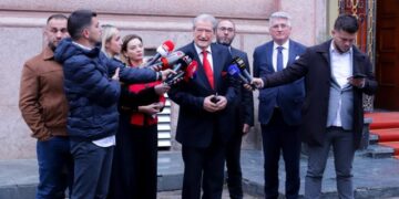 Takimi me delegacionin e KiE, Berisha: I informova se si i fshehën ftesat për opozitën