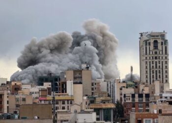 Goditja e karburanteve në Teheran, Irani paralajmëron hakmarrje rajonale