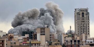 Goditja e karburanteve në Teheran, Irani paralajmëron hakmarrje rajonale