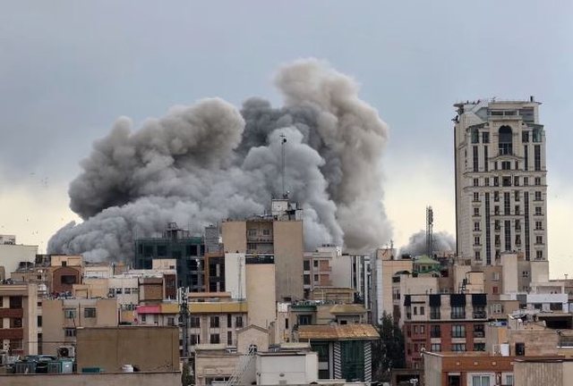 Goditja e karburanteve në Teheran, Irani paralajmëron hakmarrje rajonale