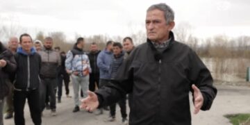 Përplasje në fshatin Imshtë, u marrin tokën banorëve për park fotovoltaik