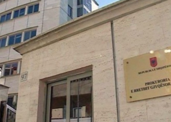 Sekuestrohet ‘Garffs Construction’ e Daniel Shimës, 2 të arrestuar dhe 3 zyrtarë të pezulluar për “letrat” e truallit