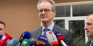 “Shuplakë” edhe nga Ambasada holandeze: Kërkesë kyçe ndjekja penale efektive e korrupsionit