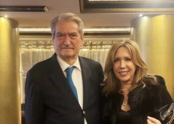 Evi Kokalari shpall kandidaturën për kreun e PD, sfidon Berishën: Raportim në DASH për çdo manipulim votash