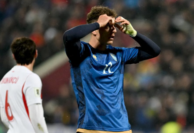 Kosova ndalet nga traversa, Asllani afër supergolit në “Fadil Vokrri”