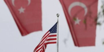 NATO neutralizon raketën balistike që ishte nisur drejt Turqisë, SHBA mbyll konsullatën