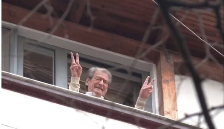 “Arresti shtëpiak”, Kushtetuesja i dha të drejtë Berishës, zbardhet vendimi