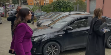 Dëshmia e ish-zv.drejtorit të AKSHI-t dërgoi SPAK në pronat e Linda Karçanajt, reagon ish-zyrtarja