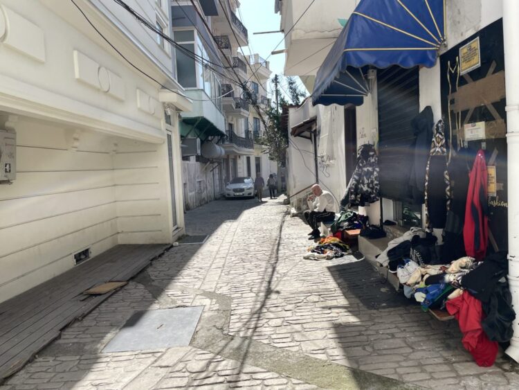 Jo vetëm protesta/ Banorët e Durrësit ndjekin rrugën ligjore kundër projektit që po u prish banesat