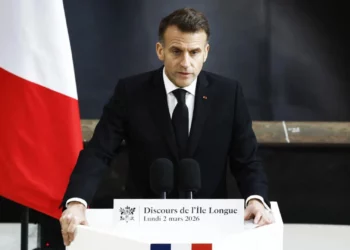 Telefonatë urgjente mes Emmanuel Macron dhe presidentit të Iran për tensionet në rajon