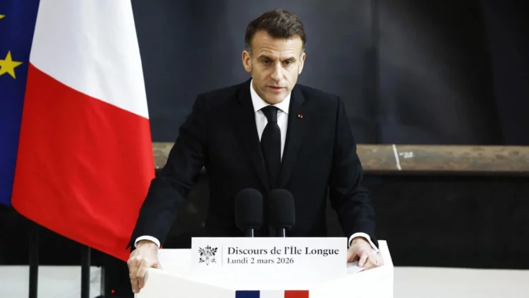 Telefonatë urgjente mes Emmanuel Macron dhe presidentit të Iran për tensionet në rajon