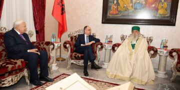 Presidenti Begaj uron Sulltan Novruzin nga Kryegjyshata Botërore