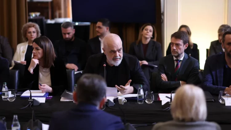 Rama publikon me vonesë takimin me Grupin Parlamentar të PS me temë “Punët e Shqipërisë”