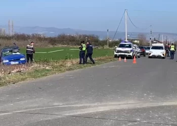 Aksident në aksin Shënkoll-Rrilë, një person i plagosur rëndë niset drejt Traumës
