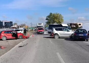 Aksident i rëndë në aksin Thumanë-Fushë Krujë, dy persona mbeten të plagosur