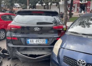 Aksident i shumëfishtë në Vlorë, 6 makina përplasen me njëra-tjetrën