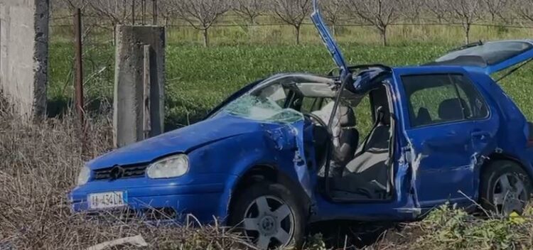 Aksident në aksin Shënkoll-Rrilë, një person i plagosur rëndë niset drejt Traumës (Emri)