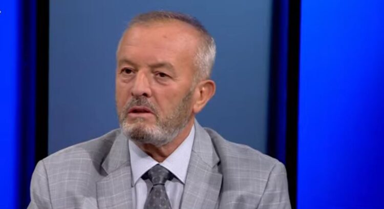 Skandali me çmimin e naftës, Sejdarasi: U shtrenjtua që në ditën e dytë të luftës, çmimet i rrit vetëm Rama