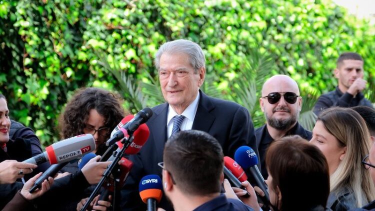 Berisha: Asgjë nuk e shpëton Ramën nga banka e të akuzuarit, shqiptarët do t’i tregojnë vendin