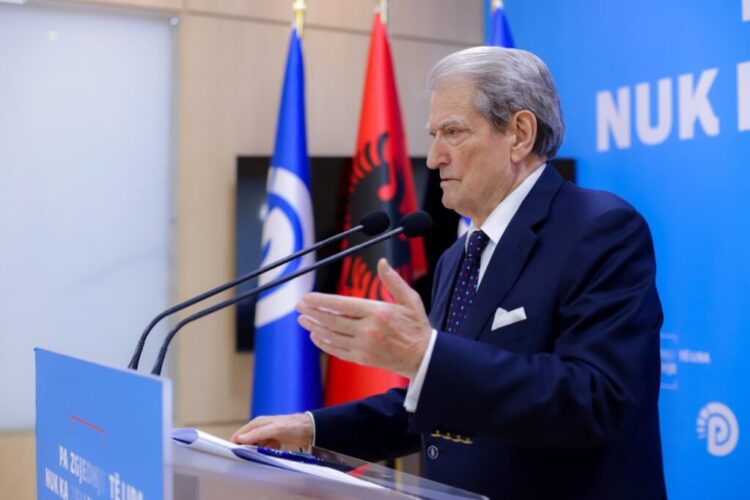 Berisha: Më 17 Prill shqiptarët duhet të marrin në dorë fatin e tyre dhe të vendit