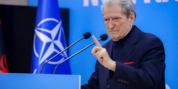 “Tradhtuan votuesit”, Shkarkimi i dy këshilltarëve që mbështetën Salianjin, Berisha: Shkonin vetëm për të marrë rrogën