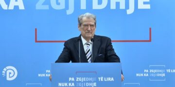 Berisha: 410 mln Euro naftë kontrabandë shkojnë te familja e Ramës, njeriu që gjobit pa shpirt popullin e tij