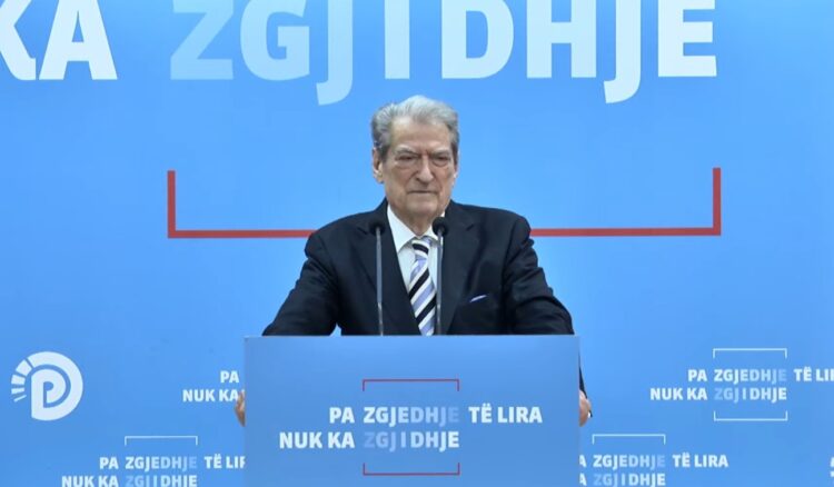Berisha: 410 mln Euro naftë kontrabandë shkojnë te familja e Ramës, njeriu që gjobit pa shpirt popullin e tij