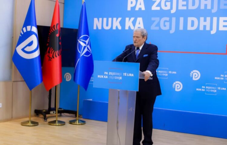 Tabaku u shpreh kundër përjashtimit të Salianjit, reagon Berisha: Ai u vetëpërjashtua