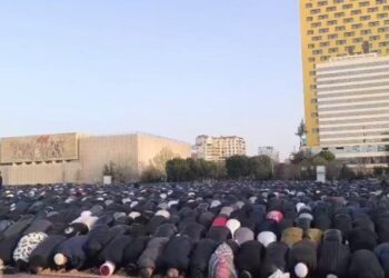 Pas 1 muaji agjërimi dhe sakrifice, besimtarët myslimanë kremtojnë sot Fitër Bajramin