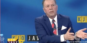 ‘Qeveria është delja e zezë e Evropës, duhen revolta’- Ish-deputeti Biberaj: Ja çfarë duhet të bëjë opozita, kurse Berisha…