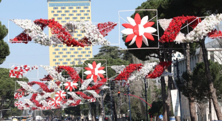 Dita e Verës! Devijohet trafiku në Tiranë, ja si do të jetë kufizimi i qarkullimit dhe lëvizja e mjeteve