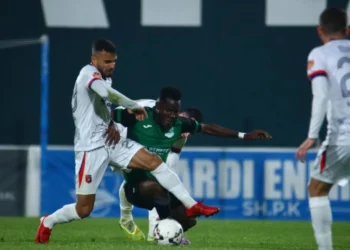 Barazimi mes kaosit në Rrogozhinë, Elbasani ka shansin për të marrë kreun