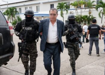 Dyshohet se punonte për mafien shqiptare, arrestohet gjyqtari në Ekuador